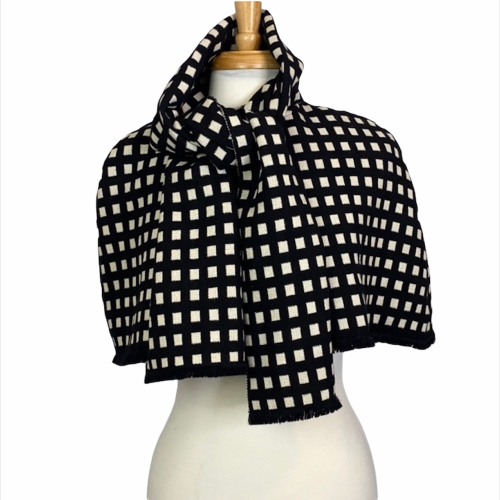 Eccoci Shawl with attached Scarf Size XS NWT